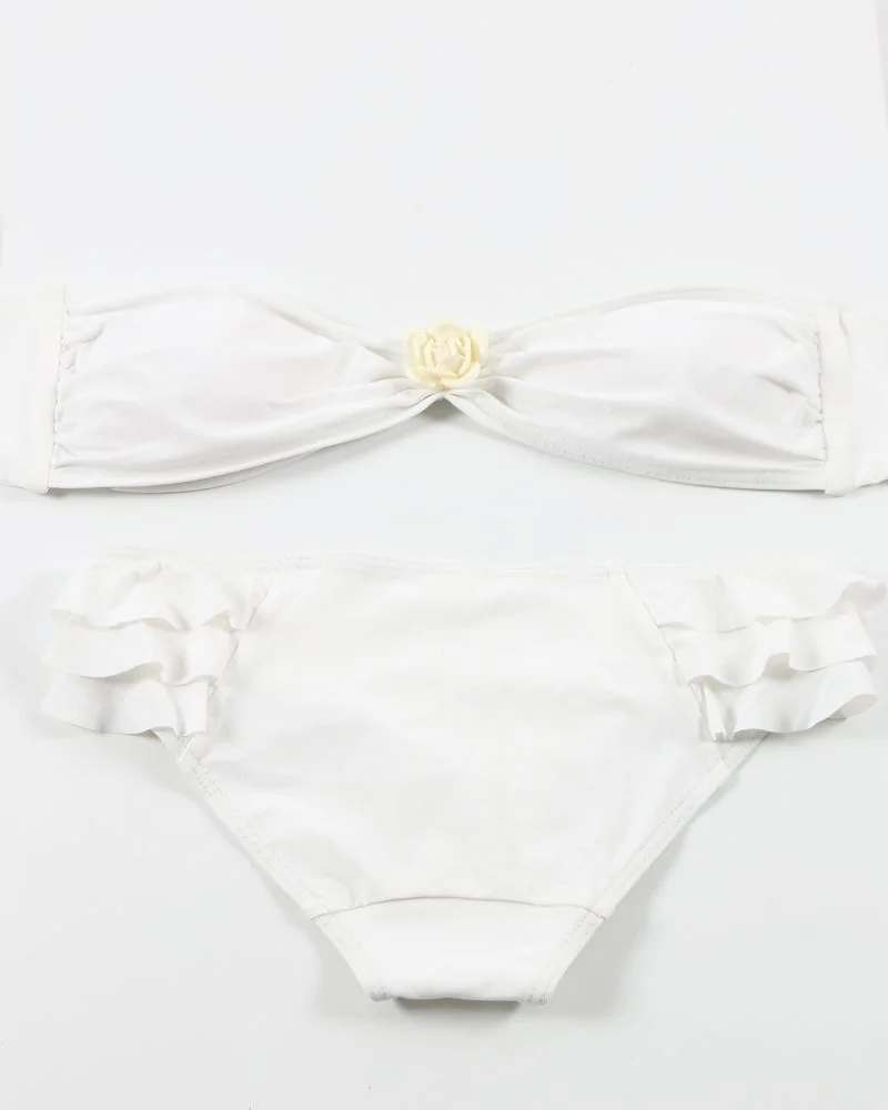 Bikini blanc à broche et volants Pamela de Beaumane 