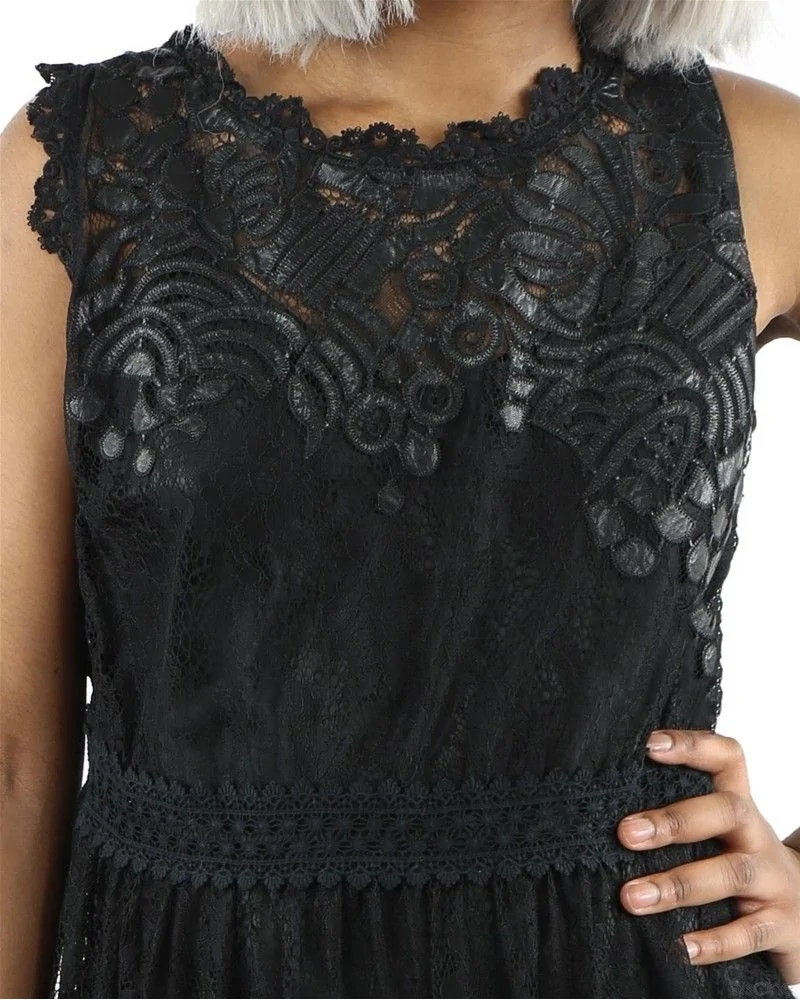 Robe noire en dentelle Dexters 