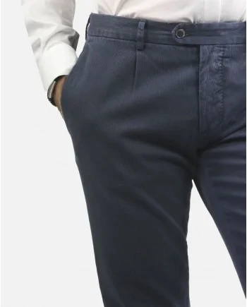 Pantalon bleu effet velours Roda 