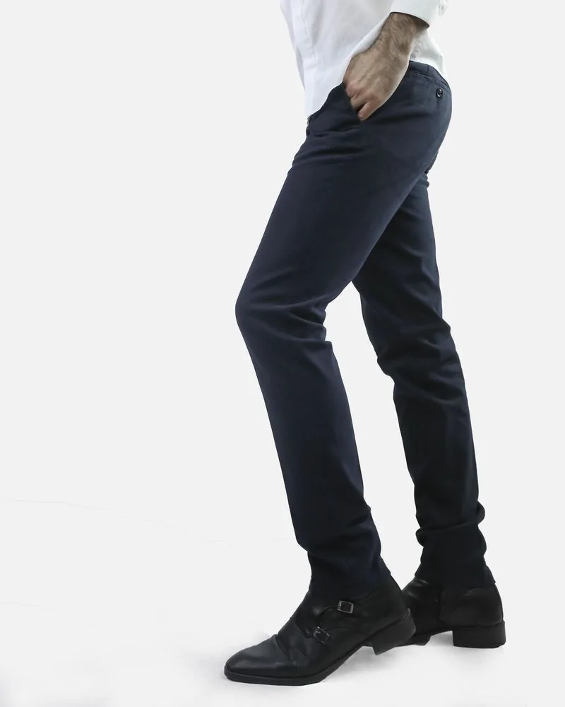 Pantalon bleu marine Roda 