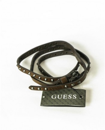 Ceinture fine en simili cuir marron cloutée Guess 