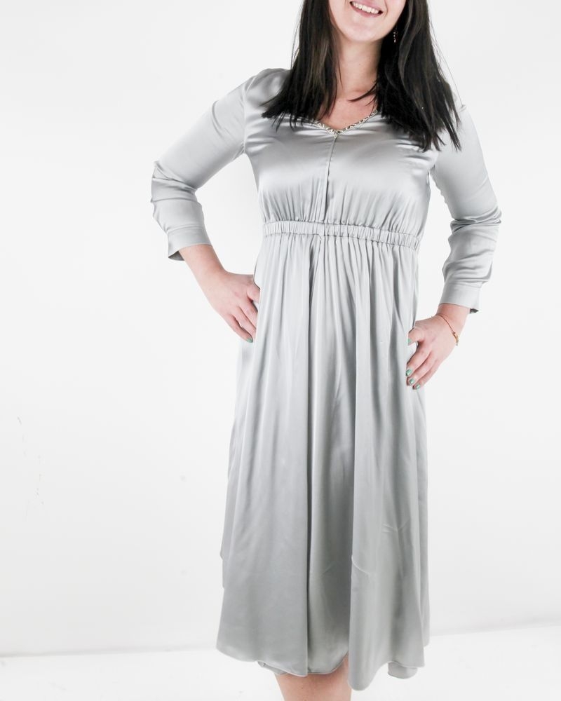 Robe empire en satin gris à biais ethnique Forte Forte 