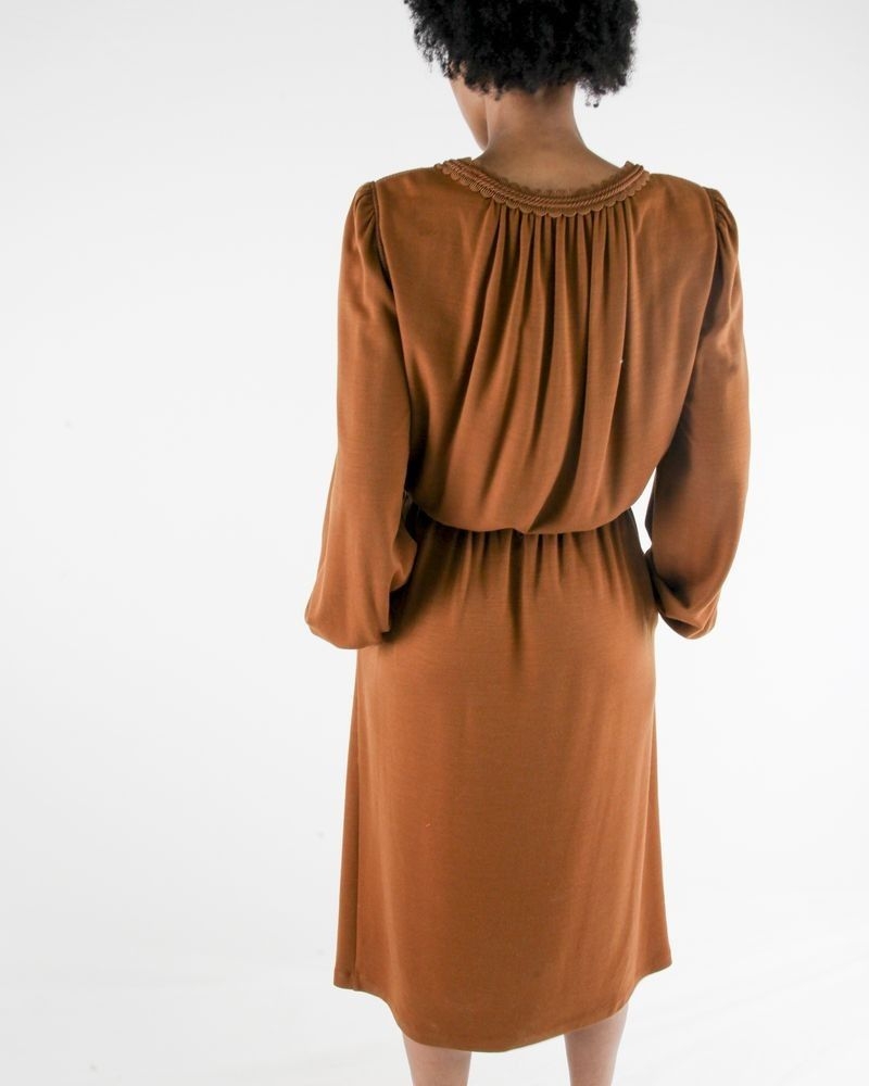 Robe smocké en laine vierge camel Alberta Ferretti 