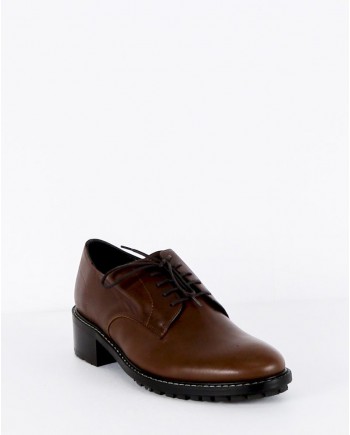 Derbies en cuir marron Each Other 