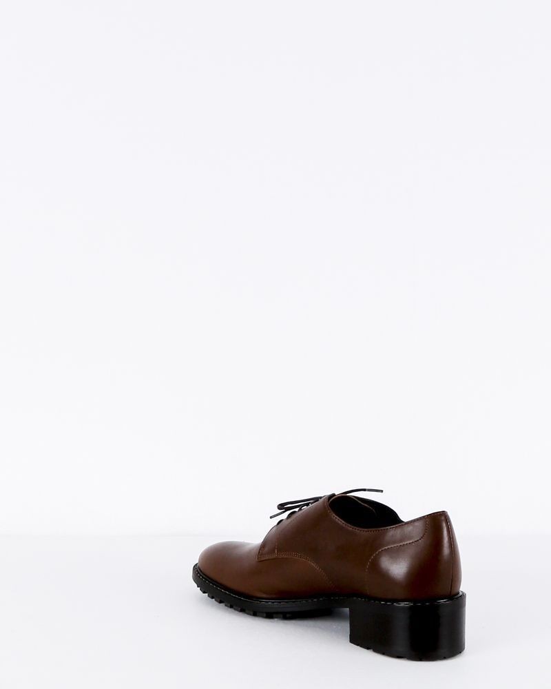 Derbies en cuir marron Each Other 