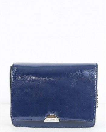 Pochette à bandoulière en cuir vernis bleu Coccinelle 