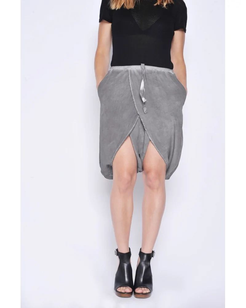 Short Sarouel gris en soie Damir Doma 