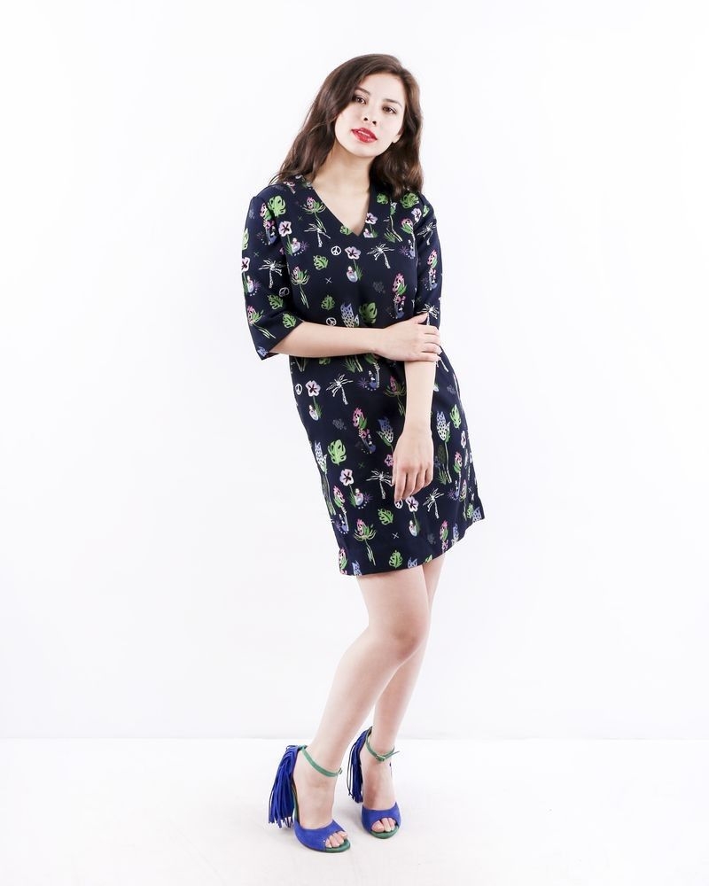 Robe en crêpe bleu à imprimé floral SVNTY 