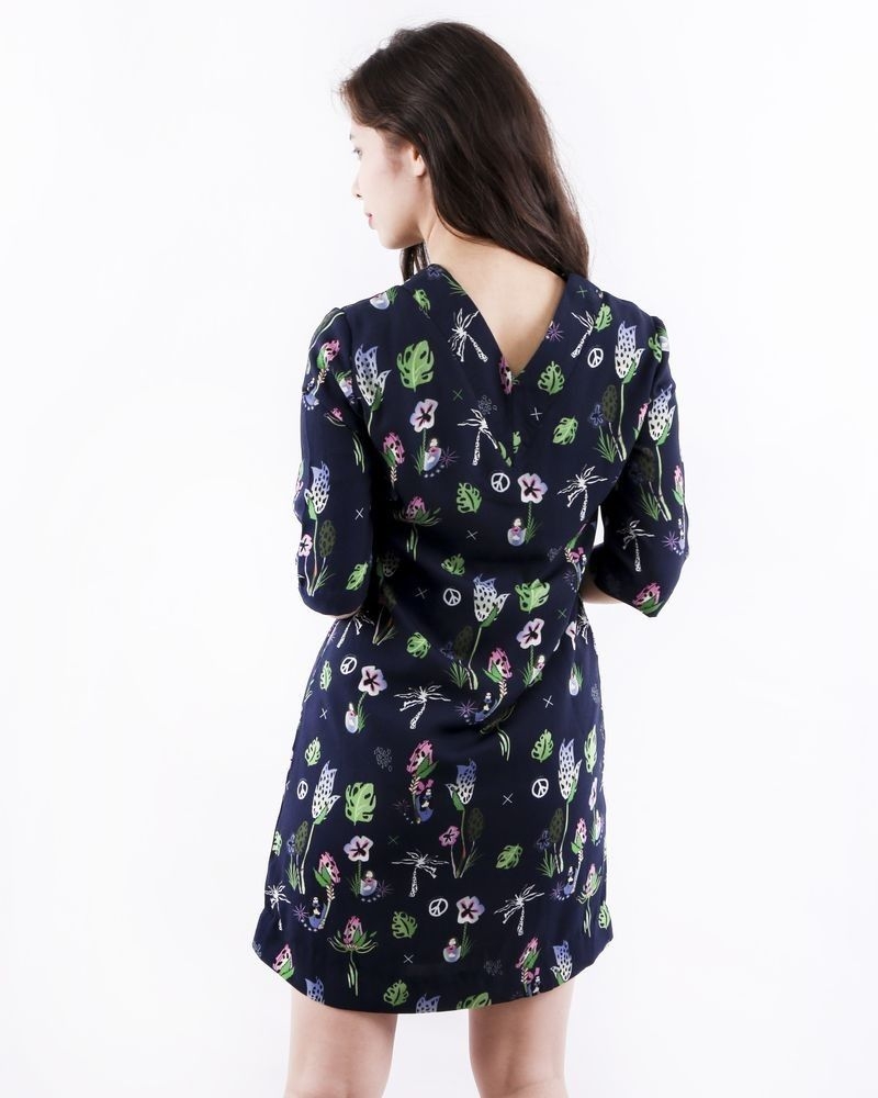 Robe en crêpe bleu à imprimé floral SVNTY 