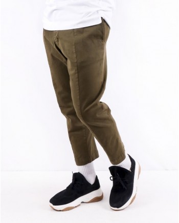 Pantalon carotte en coton kaki Low Brand 