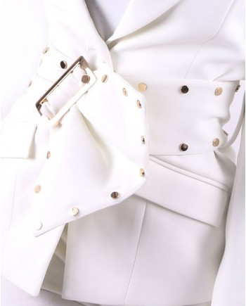 Veste en crêpe blanche à ceinture fantaisie Misha Collection 