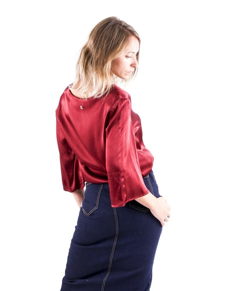 Blouse en satin clouté bordeaux SVNTY 