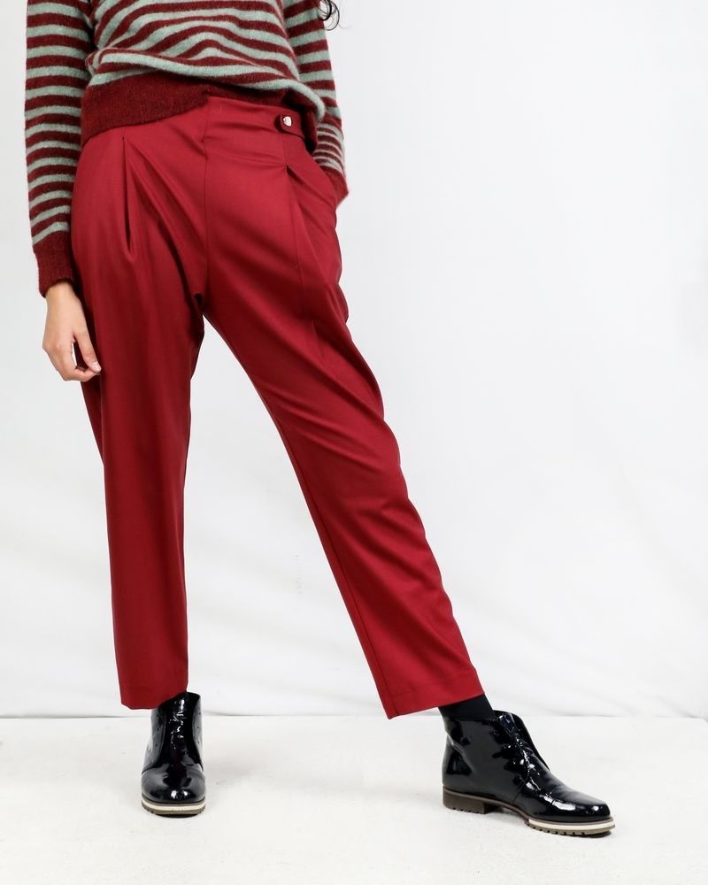 Pantalon en laine rouge Momoni 