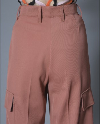 Pantalon en laine mélangée rose Momoni 