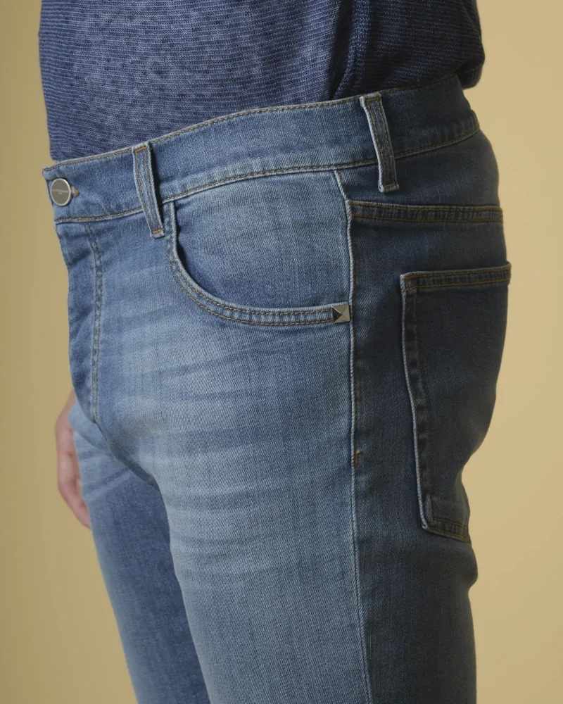 Jean skinny bleu Castelbajac 