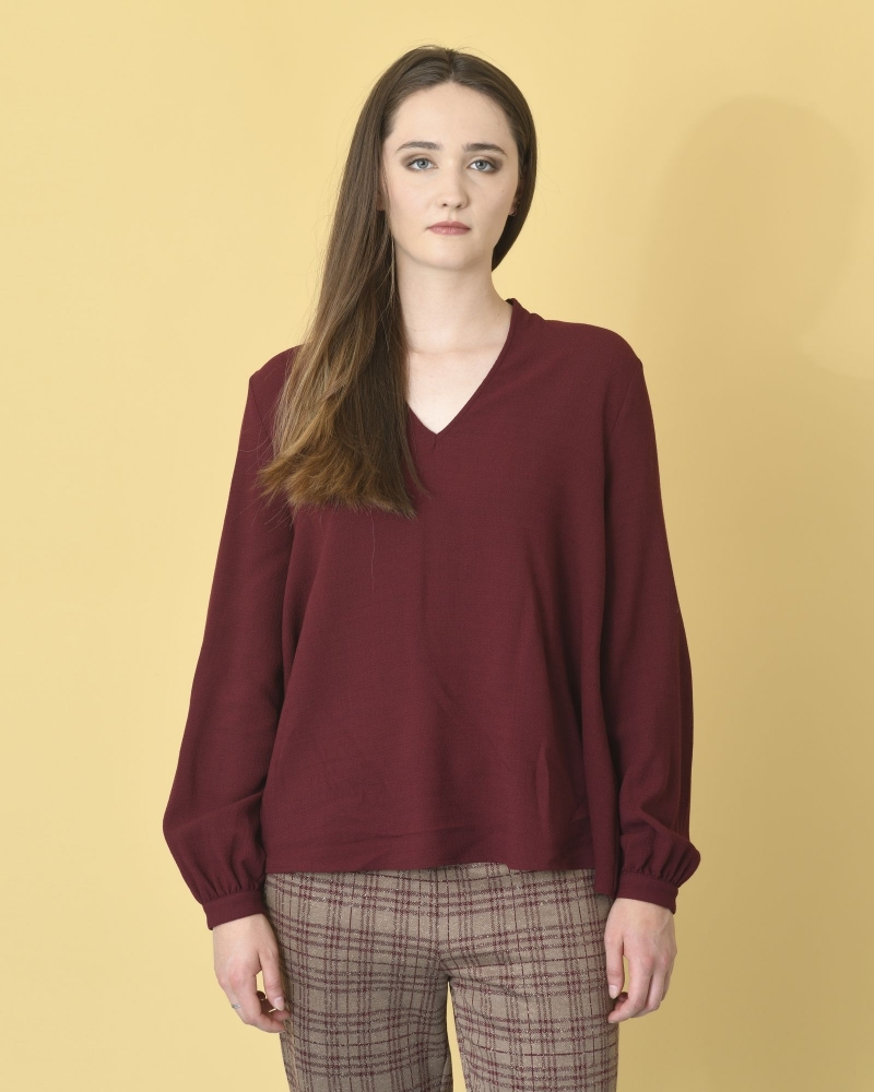 Blouse couleur bordeaux avec un toucher granuleux Momoni 