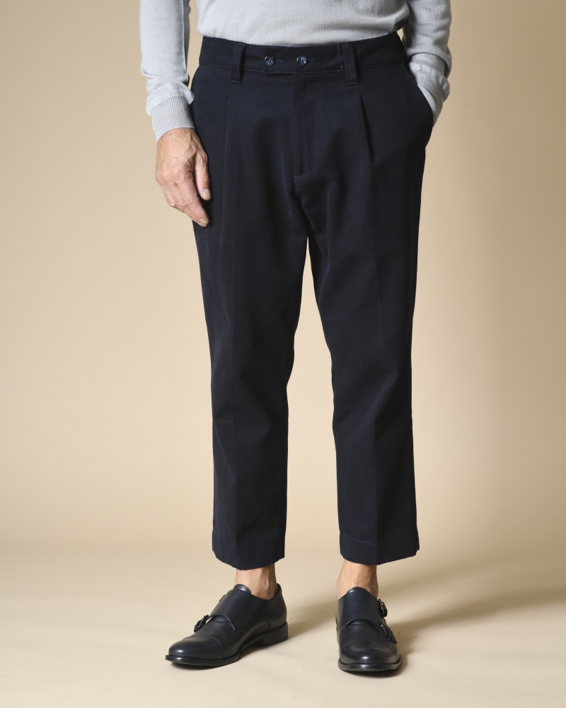 Pantalon bleu en coton Cruna 