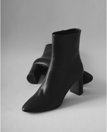 Bottines en cuir Saint Laurent 