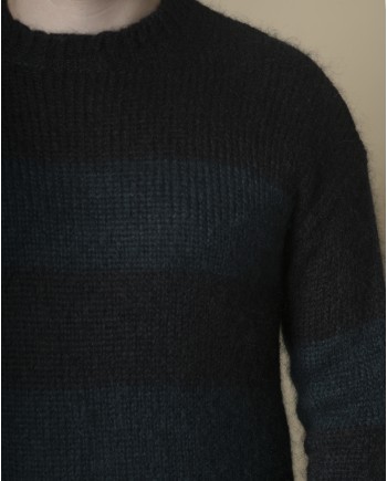 Pull en mohair bleu et noir Isabel Benenato 