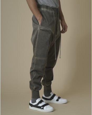 Pantalon style jogger à boutonnage Lost & Found 